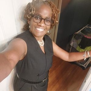 Meet your Posher, Valerie